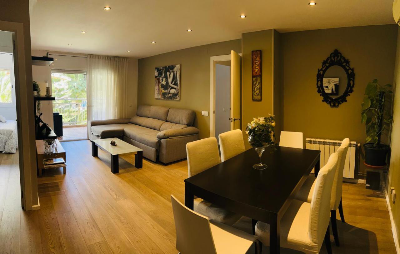 Lux Apartament 萨洛 外观 照片