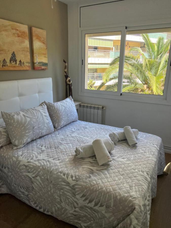 Lux Apartament 萨洛 外观 照片